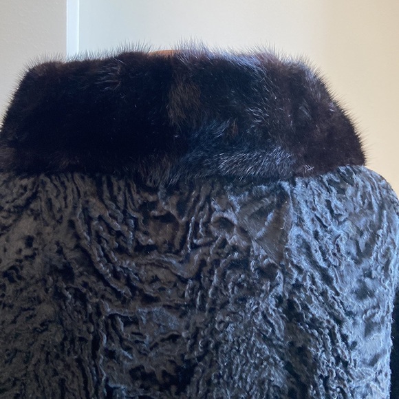 Swakara Lamb & Mink Fur Jacket - Picture 5 of 16